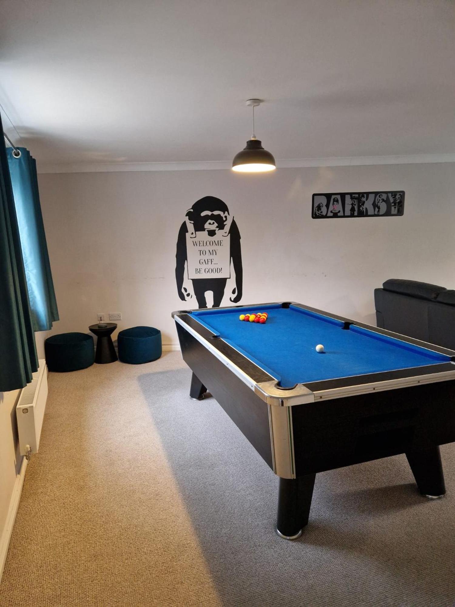 Hereford - Finch House - Modern 4 Bedroom House Located In South Hereford, Dog Friendly With Nearby Countryside, Pool Table, Sleeps Up To 10 Guests - Hosted By Rentmyhouse 외부 사진
