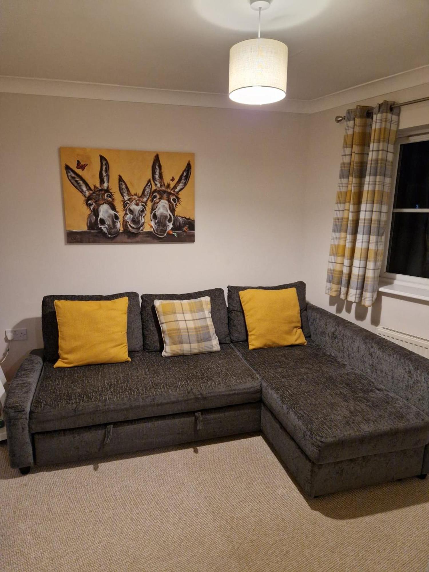 Hereford - Finch House - Modern 4 Bedroom House Located In South Hereford, Dog Friendly With Nearby Countryside, Pool Table, Sleeps Up To 10 Guests - Hosted By Rentmyhouse 외부 사진